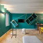 Designcontrodesign * Desenzano del Garda