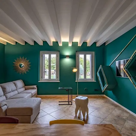 Designcontrodesign Holiday home Desenzano del Garda